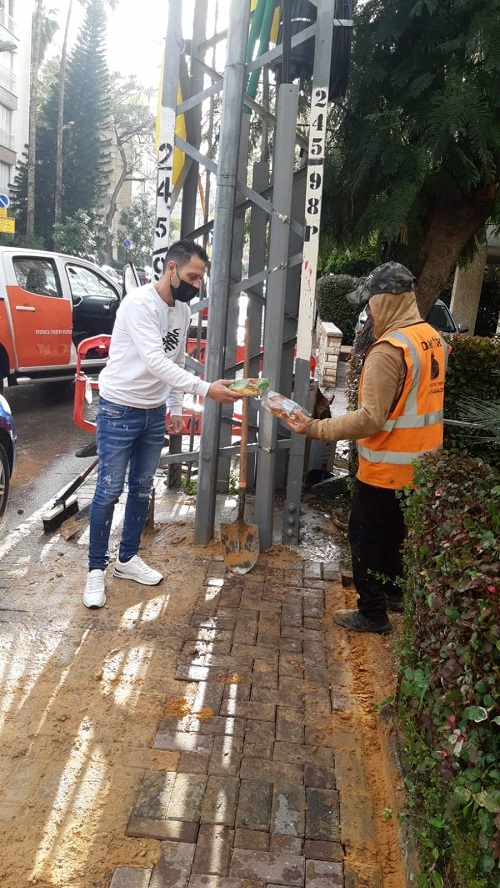 צדוק בן משה – מענטש (באידייש="בן אדם")