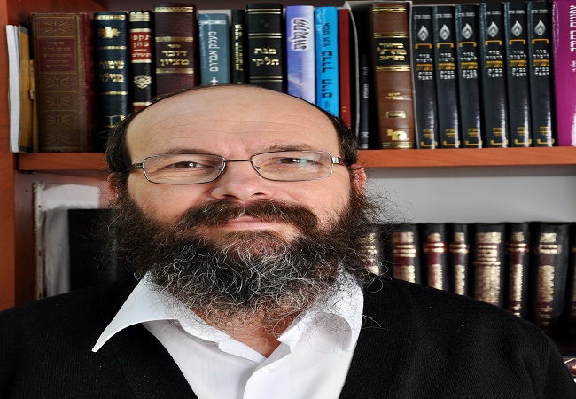 הרב מיכה הלוי: הניסיונות להפריד בין העם לשבת = מחיית צלם היהדות מהאומה